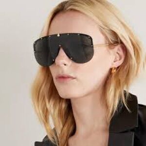 Gucci Stylish Black Sunglasses